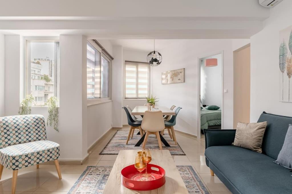 Brand New Bright Modern 6Bdr Apt-1Min To Acropolis Athen Eksteriør billede