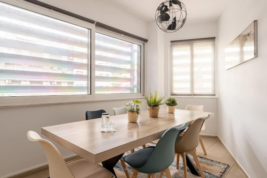 Brand New Bright Modern 6Bdr Apt-1Min To Acropolis Athen Eksteriør billede