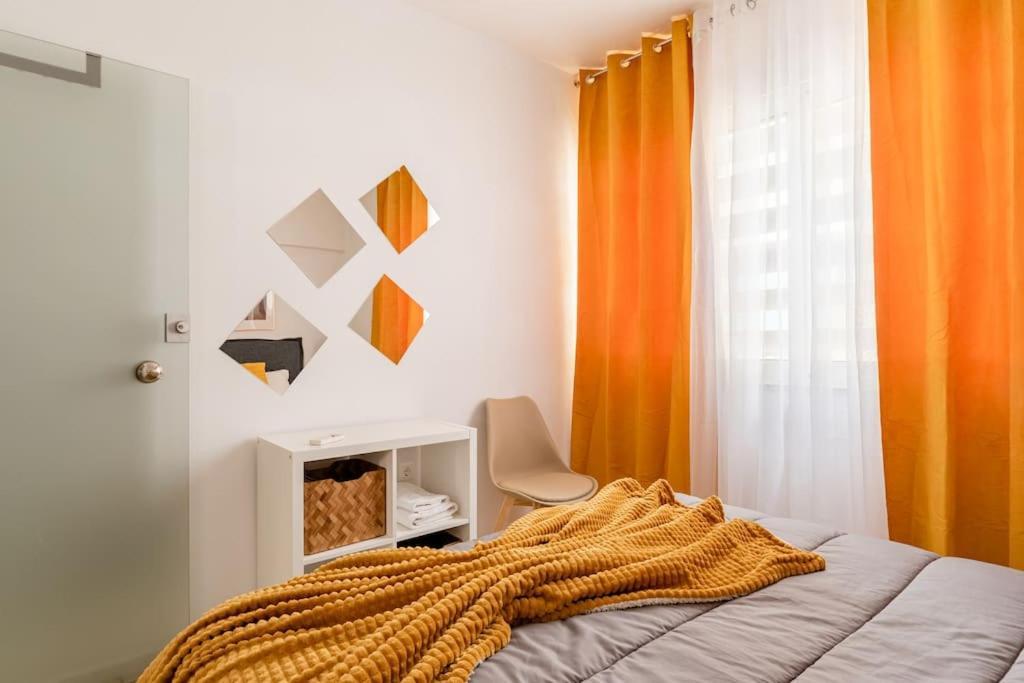 Brand New Bright Modern 6Bdr Apt-1Min To Acropolis Athen Eksteriør billede